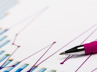 Imacec de marzo 2025 crece 3,8% impulsado por minería y comercio: Análisis detallado del desempeño económico de Chile