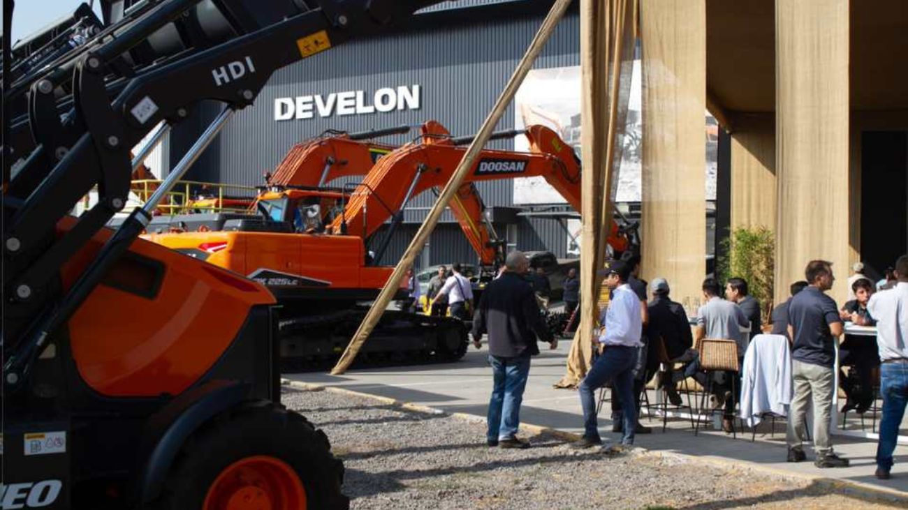 HD Hyundai Infracore Chile Impulsa la Innovación en Construcción y Minería con Equipos de Última Generación en el Open Day Develon Quilicura