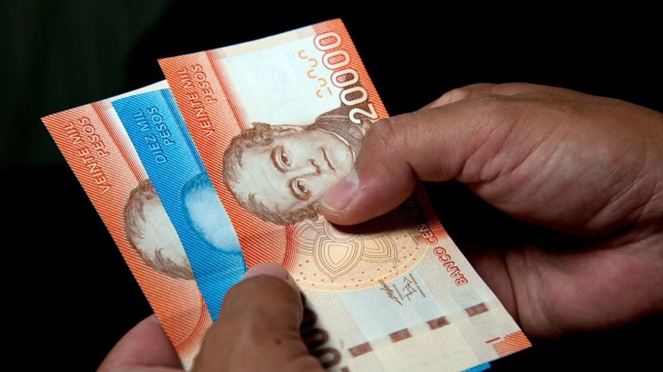 Gobierno de Chile y CUT acuerdan aumento del sueldo mínimo a $539.000 y mejoras en beneficios familiares para 2026