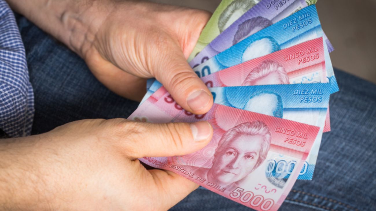 Incremento de la Pensión Garantizada Universal en Chile: Adultos mayores recibirán hasta $250.000 en próximos años