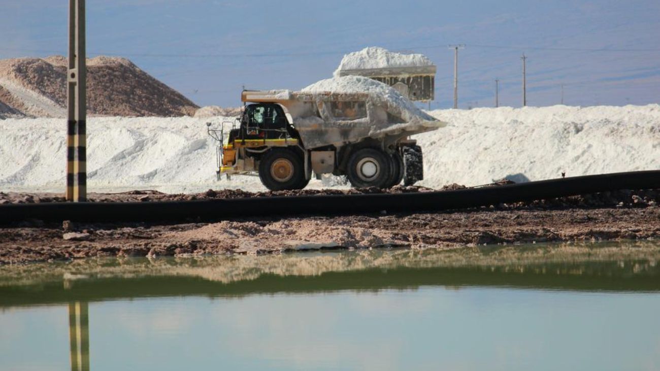 Golpe a la Industrialización del Litio en Chile: BYD y Tsingshan Cancelan Inversiones de $523 Millones en Antofagasta