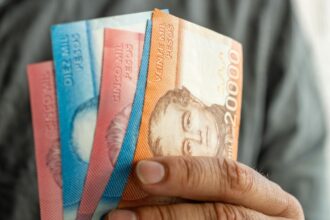 Gobierno y Trabajadores Logran Histórico Acuerdo: Aumento del Sueldo Mínimo y Mejoras en Beneficios Familiares