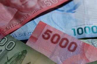 Chile 2025: Bono Control Niño Sano ofrece $10,000 CLP mensuales a familias vulnerables con niños menores de seis años