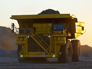 Lundin Mining Impulsa Innovación y Sostenibilidad: Reporta Ingresos de $963.9M y Expansión Estratégica en el Primer Trimestre de 2025