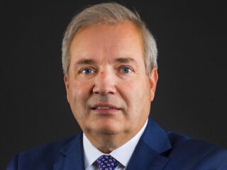 André Sougarret asume como presidente del directorio de CMP, fortaleciendo la estrategia minera con liderazgo renovado