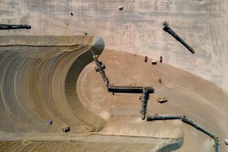 Glencore y Econssa lanzan revolucionario proyecto de $300 millones para tratamiento y reúso de aguas en la minería de Chile