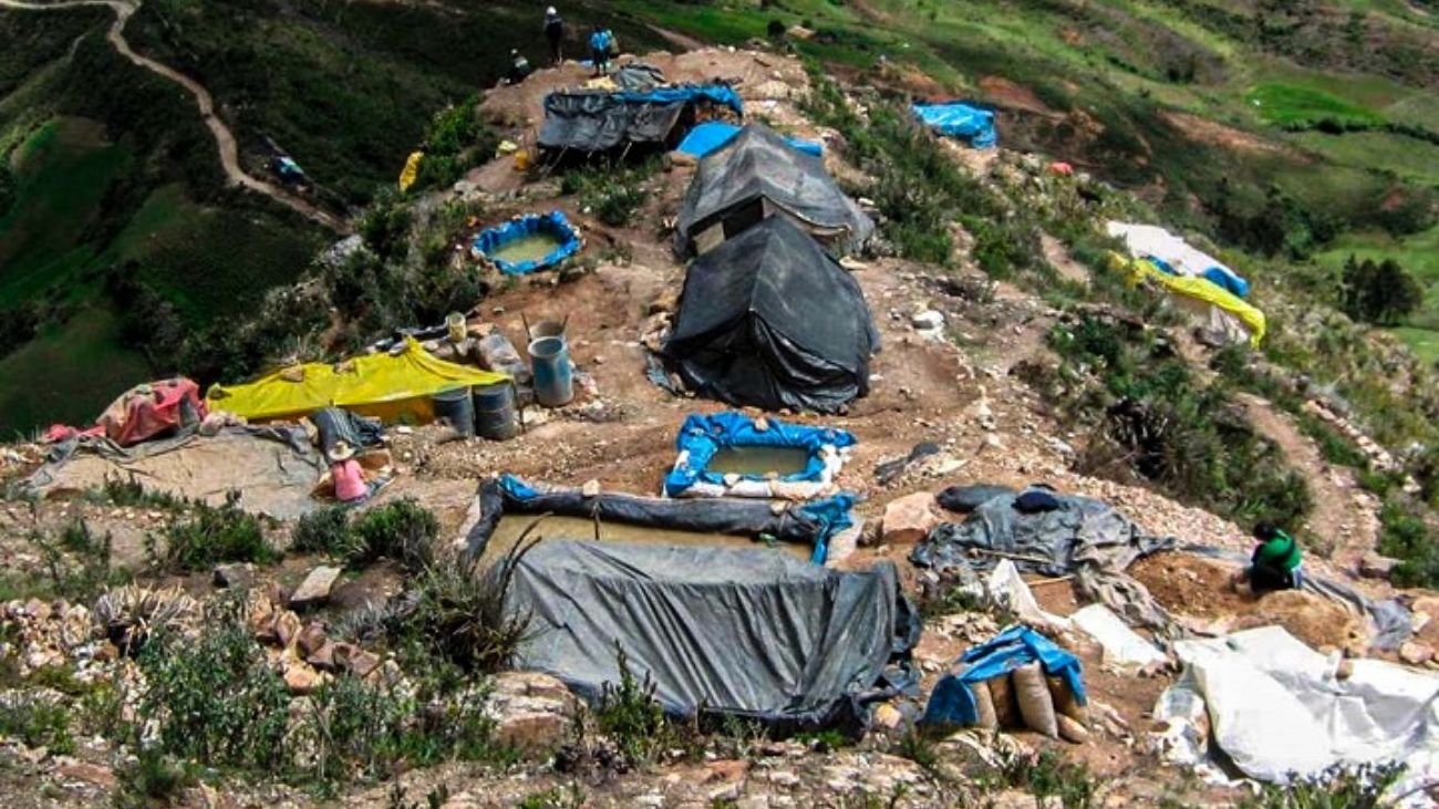 Congreso de Perú exige medidas urgentes contra la minería ilegal en Pataz y propone reformas para proteger a pequeños productores