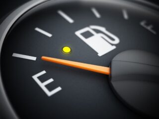 ENAP anuncia reducción en precios de combustibles: Gasolina y kerosene experimentan caída significativa en Chile