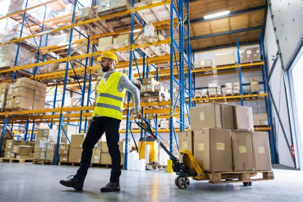 Cyberday 2025: SOS Group abre 250 vacantes en comercio y logística, oportunidades de empleo temporal con potencial de permanencia
