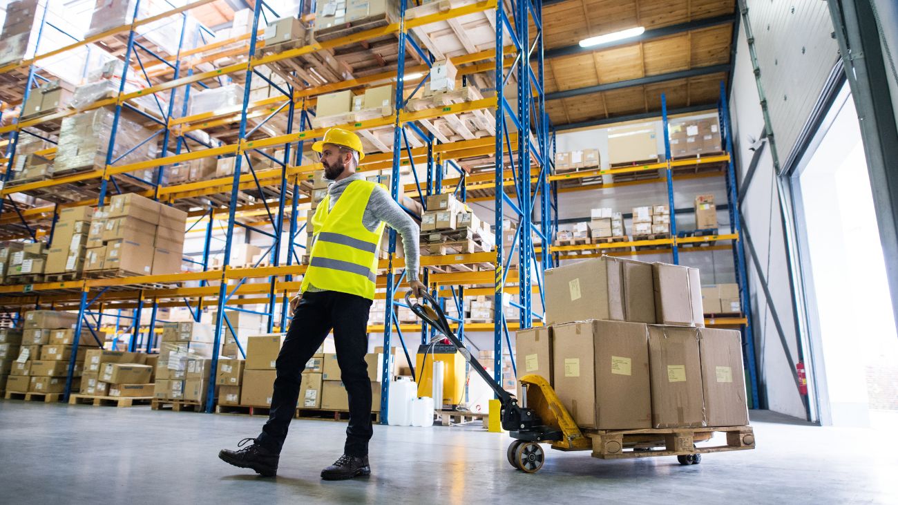 Cyberday 2023: SOS Group abre 250 vacantes en comercio y logística, oportunidades de empleo temporal con potencial de permanencia