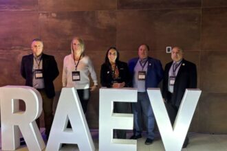 Albemarle gana el Premio RAEV a la Seguridad en Transporte 2023 por su destacada gestión de flotas en Chile