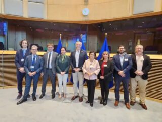 Chile y la Unión Europea fortalecen cooperación en minería sostenible en el RawMaterials Summit 2025