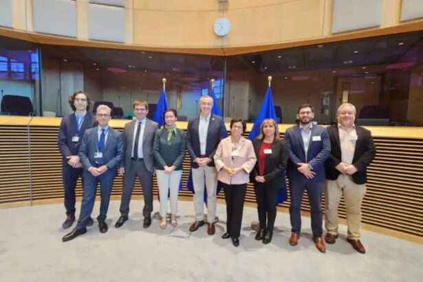 Chile y la Unión Europea fortalecen cooperación en minería sostenible en el RawMaterials Summit 2025