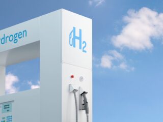 Impulso al Hidrógeno Verde: Universidad de Antofagasta Lidera Innovación en Movilidad Sustentable en el Norte de Chile
