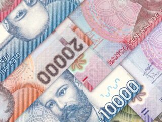 Acuerdo Gobierno-Trabajadores Impulsaría Subsidio Familiar a $22.007 y Sueldo Mínimo a $529.000