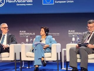 Chile Refuerza Alianzas con la Unión Europea para una Minería Sostenible de Minerales Críticos en el RawMaterials Summit 2025