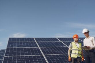 Programa Parque Solar Comunitario en Chile: 59 municipios desde Putre hasta Punta Arenas se beneficiarán con descuentos en electricidad