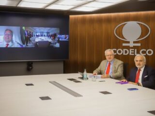 Codelco y Rio Tinto firman histórico acuerdo para desarrollar proyecto de litio en Salar de Maricunga, Chile