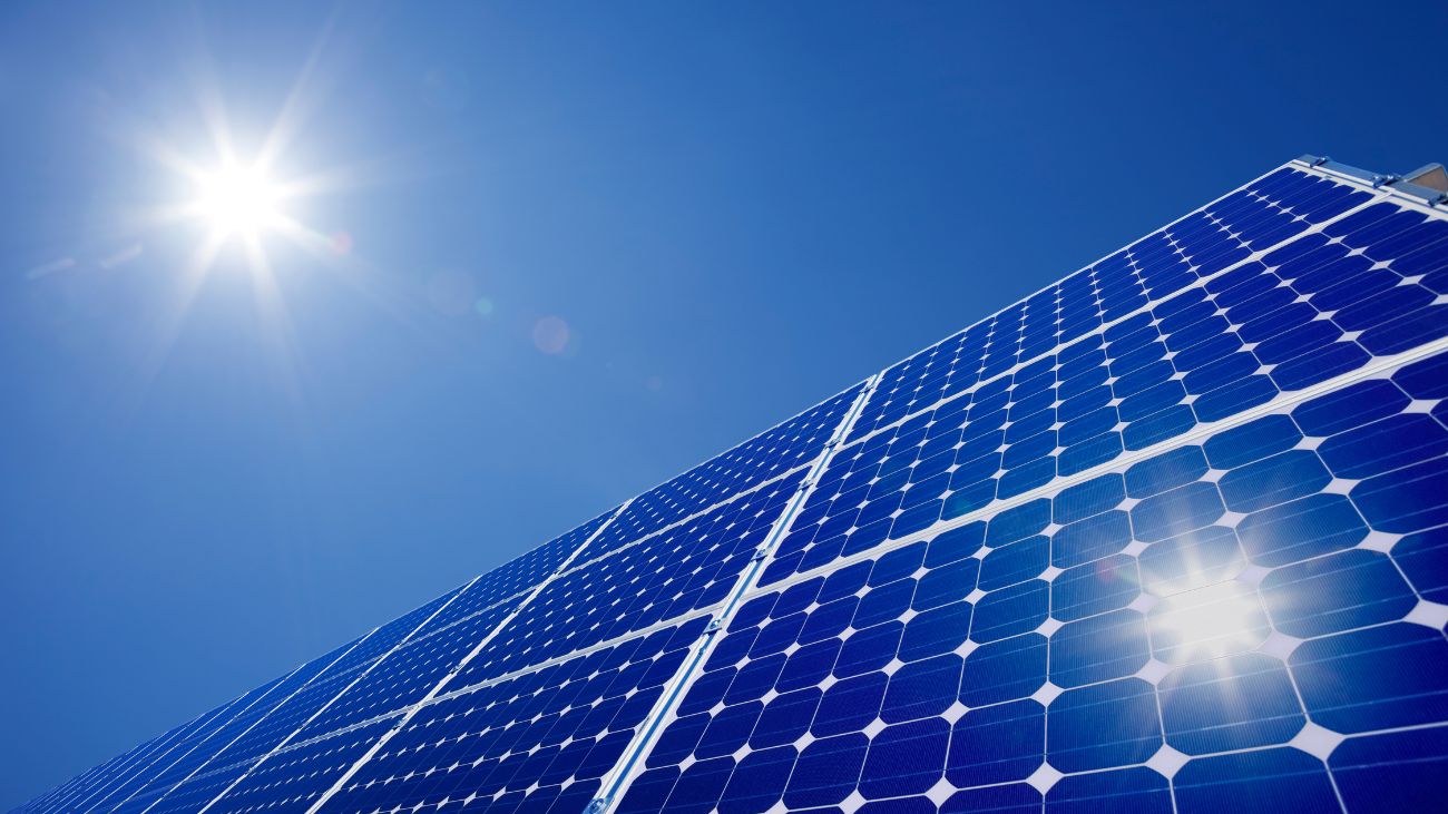 Chile consolida liderazgo en América Latina con más de 10.680 MW en energía solar fotovoltaica