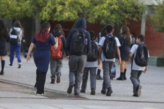 Vacaciones de Invierno 2025 en Chile: Conoce las Fechas por Región y Planifica tu Descanso Familiar