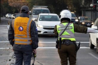 Restricción Vehicular en Santiago: Conoce Qué Autos no Pueden Circular este Martes y las Excepciones