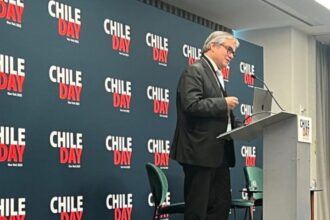 Chile Day en Nueva York: Ministro Anuncia Inversiones por US$39 Mil Millones y Perspectivas de Crecimiento Económico Superior al 2%