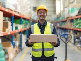 Teamwork Ofrece Más de 2.000 Empleos para CyberDay 2025 en Retail y Logística: Salarios hasta $900.000