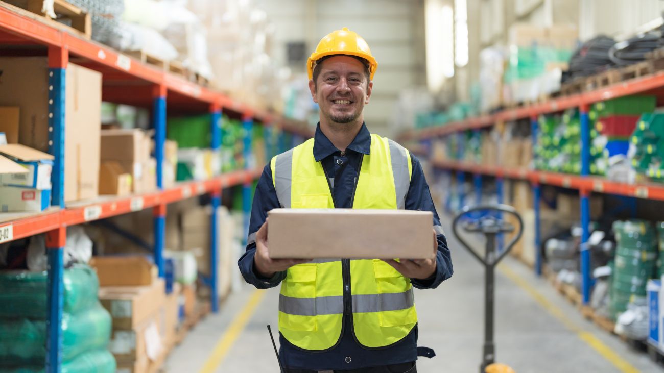 Teamwork Ofrece Más de 2.000 Empleos para CyberDay 2025 en Retail y Logística: Salarios hasta $900.000