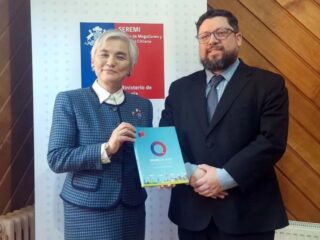 Embajadora de Japón fortalece lazos con Chile para impulsar energías renovables en Magallanes