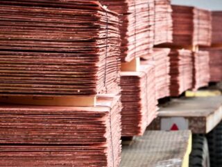 Cochilco ajusta al alza proyección del precio del cobre a US$ 4,30 para 2026 tras acuerdo EE.UU.-China