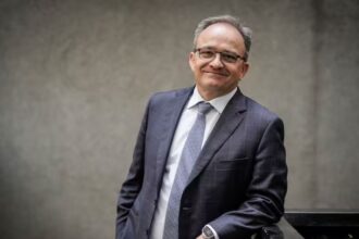Clayton Walker impulsa alianza estratégica con Codelco en el proyecto Nuevo Cobre durante Cesco Week Santiago 2025