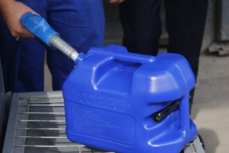 Aprovecha en mayo: Descuentos de $25 por litro en parafina para combatir el frío invernal