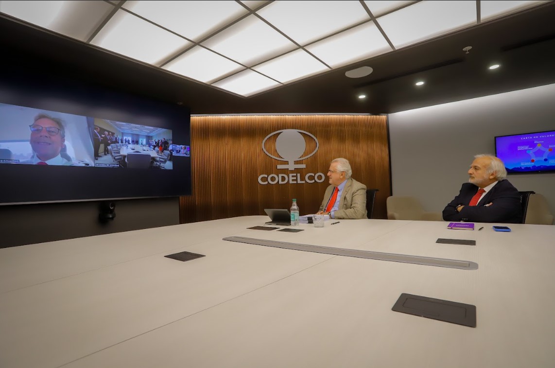 Codelco elige a Rio Tinto como socio para el desarrollo de proyecto de litio en el Salar de Maricunga Codelco elige a Rio Tinto como socio para el desarrollo de proyecto de litio en el Salar de Maricunga