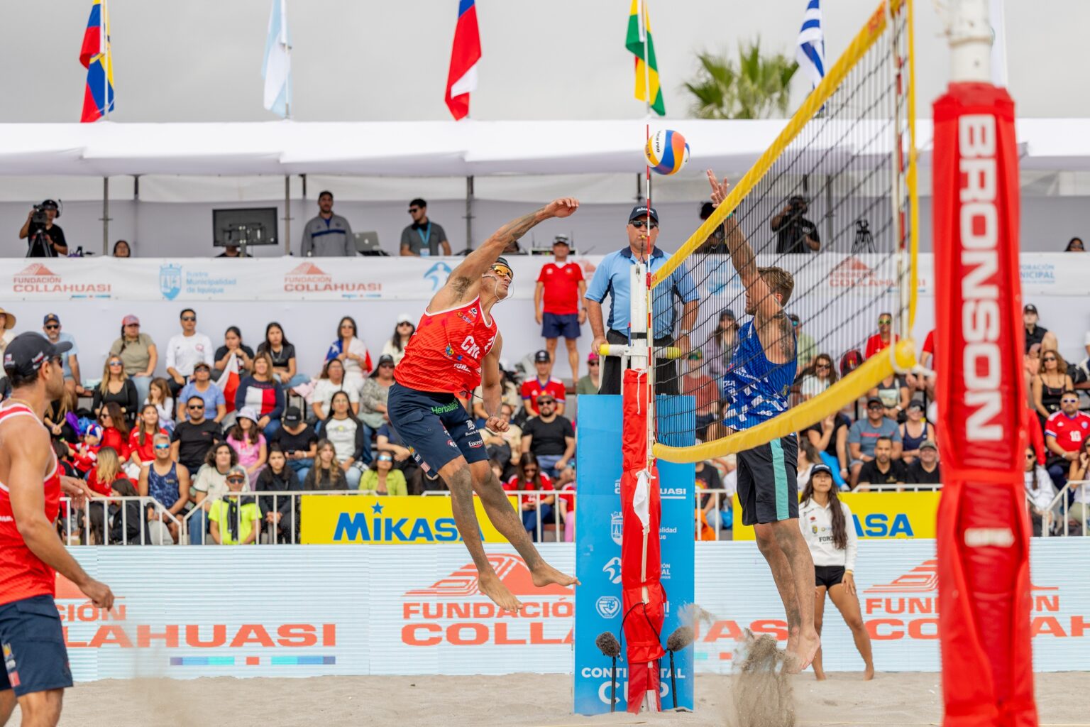 Los mejores del voleibol playa sudamericano competirán en Arena Cavancha este fin de semana
