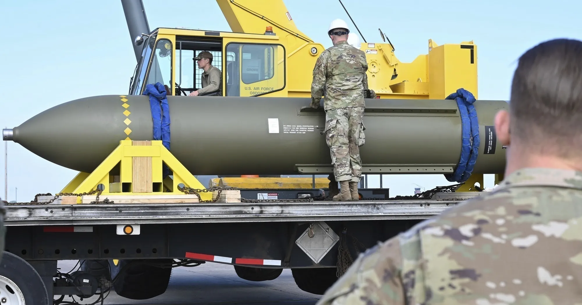 ¿Por Qué las Bombas Antibúnker de EE.UU. Son Clave para los Objetivos de Israel Contra Irán?