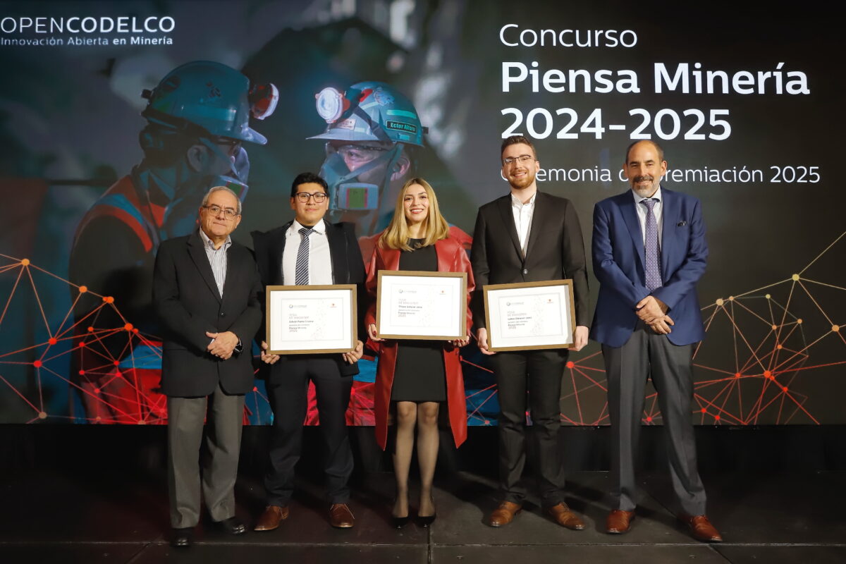Codelco reconoce a investigadores(as) que enfrentarán con innovación los desafíos de la industria Codelco reconoce a investigadores(as) que enfrentarán con innovación los desafíos de la industria