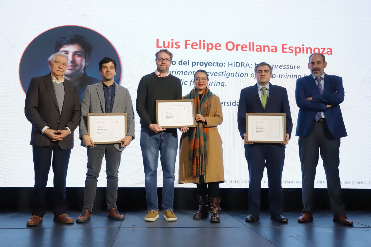 Codelco reconoce a investigadores(as) que enfrentarán con innovación los desafíos de la industria Codelco reconoce a investigadores(as) que enfrentarán con innovación los desafíos de la industria