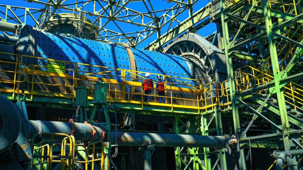 Planta Magnetita de CMP recibe a líderes globales en innovación para la resiliencia del desierto Planta Magnetita de CMP recibe a líderes globales en innovación para la resiliencia del desierto