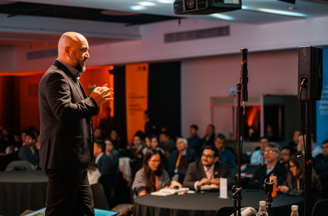 Hitachi Energy nuevamente presente en Seminario Internacional de Innovaciones en la Industria Ferroviaria