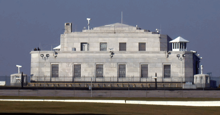EE.UU.: Legisladores presionan para auditar oro de Fort Knox y garantizar transparencia