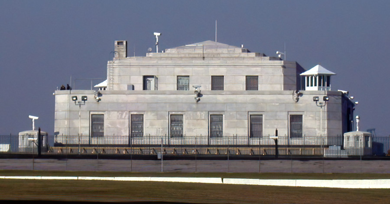 EE.UU.: Legisladores presionan para auditar oro de Fort Knox y garantizar transparencia