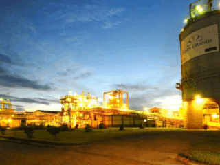 AngloGold Ashanti vende mina a Aura Minerals: estrategias y beneficios.