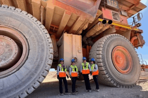 Codelco Salvador abre convocatoria para seleccionar operadoras CAEX y mantenedoras