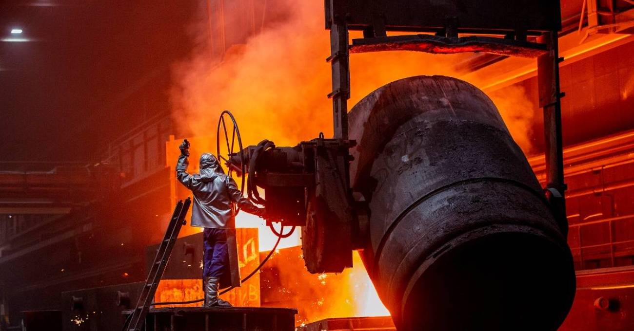 Producción récord de cobre en China presiona a fundiciones internacionales