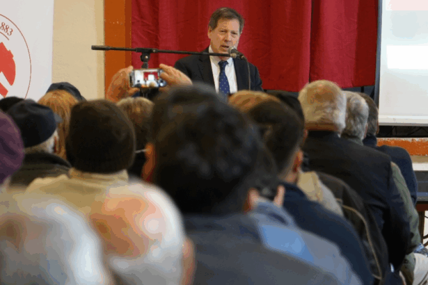 Productores de pequeña minería de Atacama reciben capacitación para reforzar y mejorar la seguridad en faenas