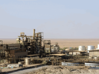 Níger nacionaliza mina de uranio de Orano, enfrentamiento con empresa francesa.