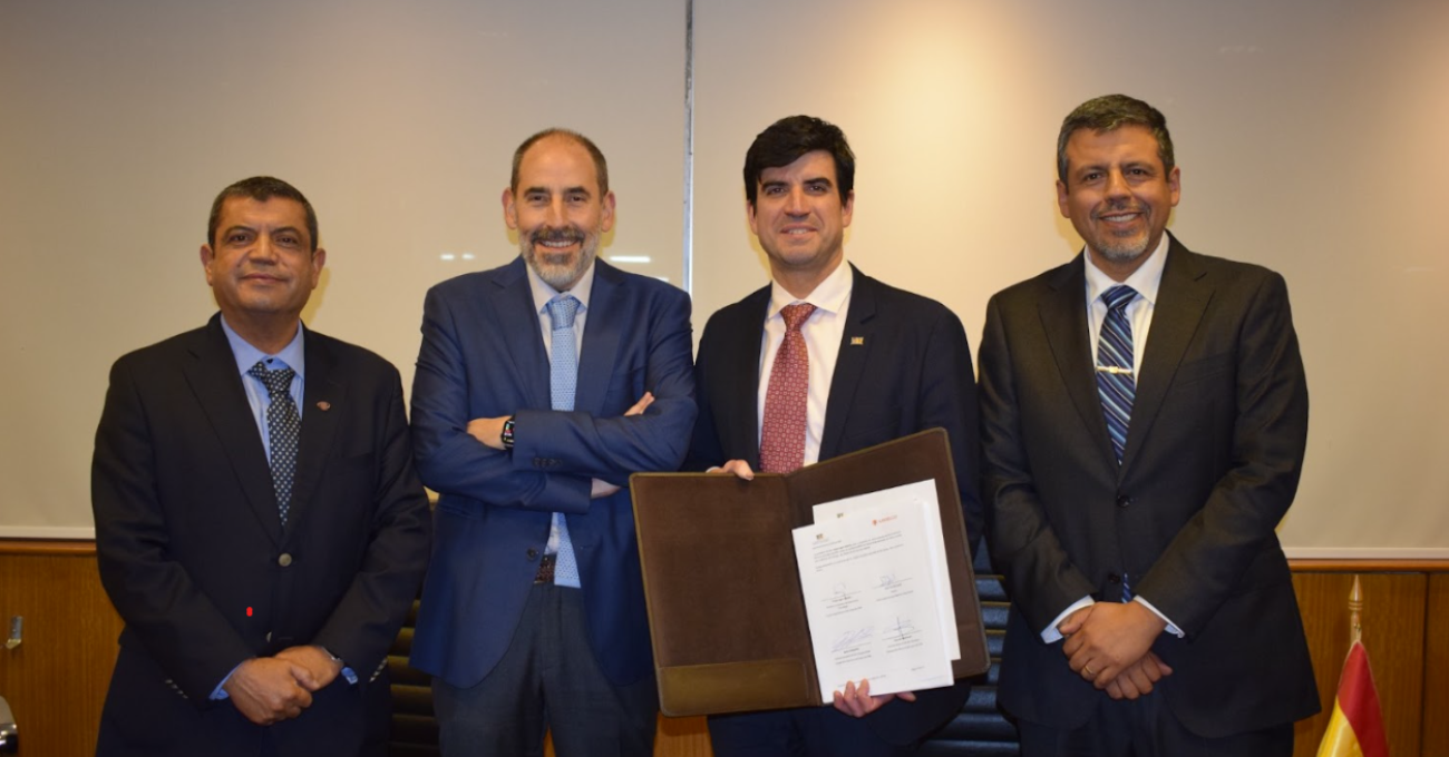Codelco y Universidad Técnica Federico Santa María firman convenio de desarrollo tecnológico para abordar los desafíos estratégicos de la minería 