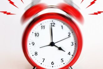 Termina el horario de invierno en Chile: revisa cuándo adelantar tu reloj en septiembre