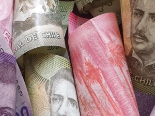 Bono Marzo 2025: ¿Hasta cuándo se puede cobrar el Aporte Familiar Permanente?