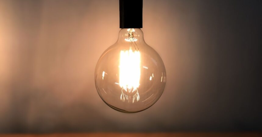 Subsidio Eléctrico: Revisa quiénes pueden postular y cómo acceder al descuento en tu cuenta de luz